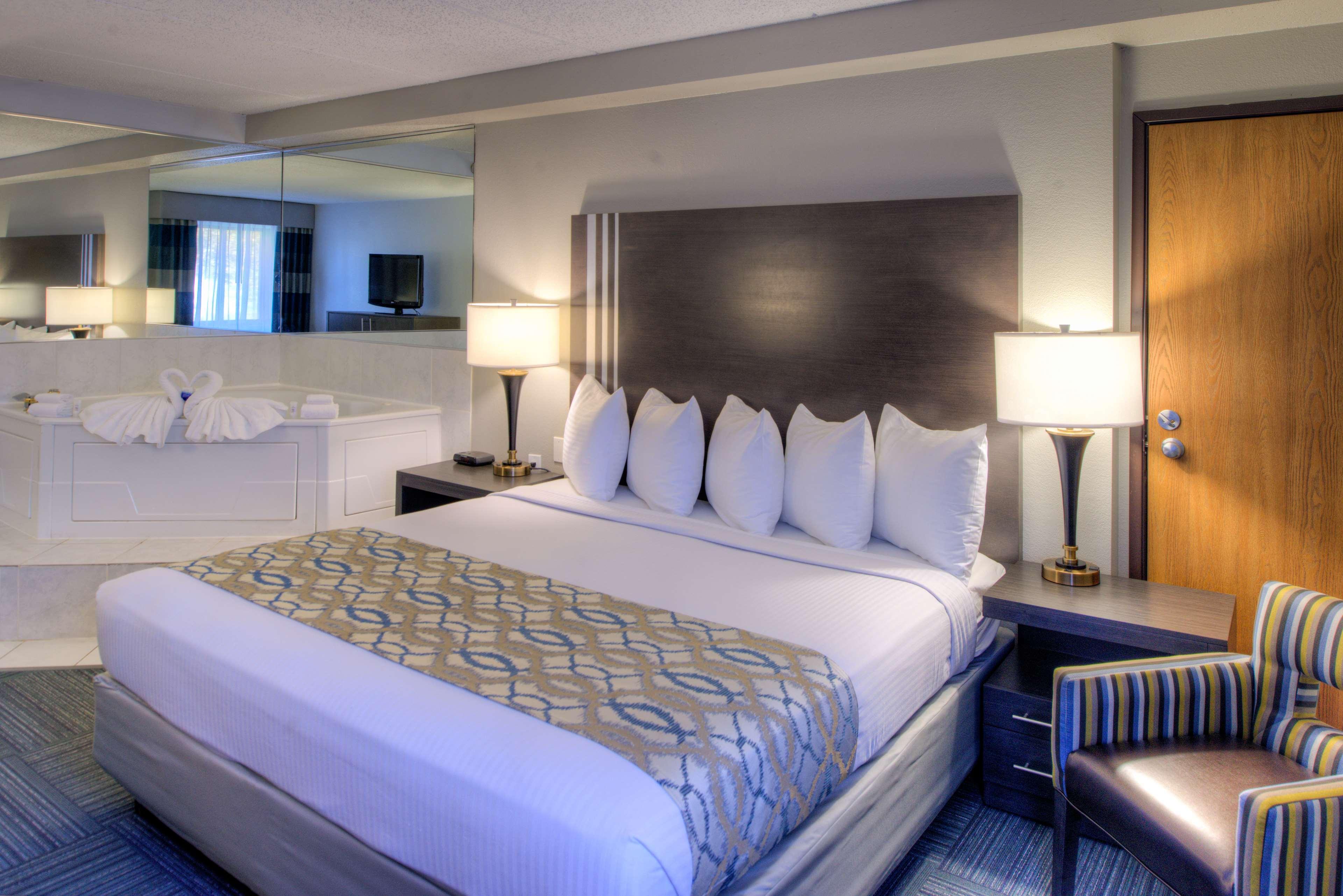Best Western Naperville Inn Экстерьер фото